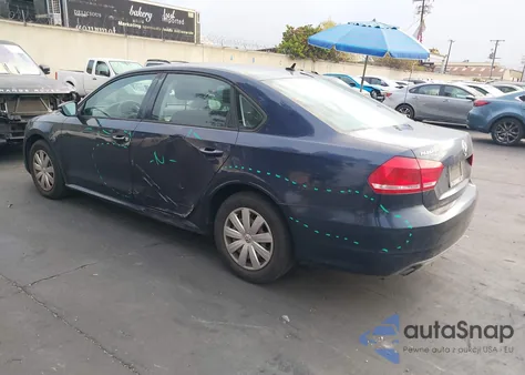 2012 Volkswagen Passat 2.5L S из США, поврежденный, VIN 1VWAP7A33CC072411